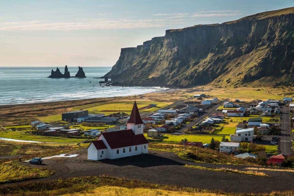 Práce v zahraničí - Městečko Vík na jihu Islandu